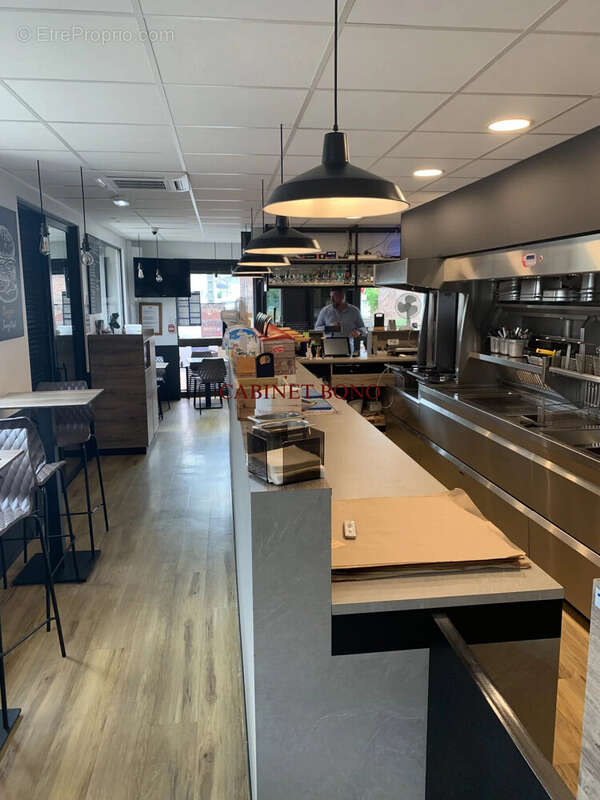 Autre à SAINT-QUENTIN