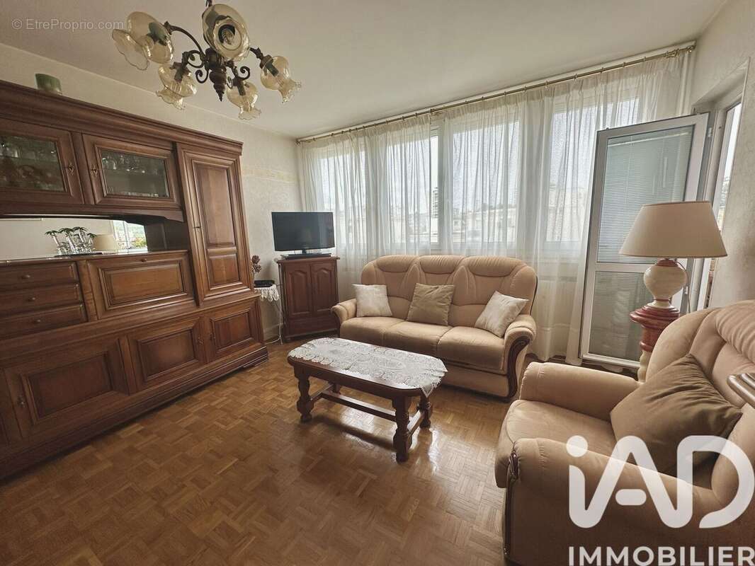 Photo 3 - Appartement à SAINT-ETIENNE