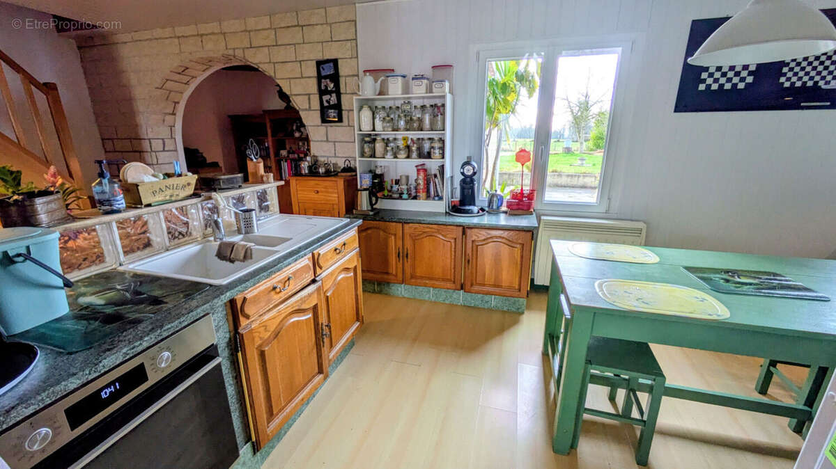 Maison à RAUVILLE-LA-PLACE