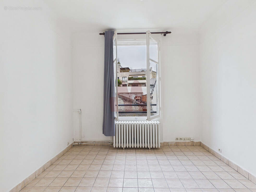 Appartement à LEVALLOIS-PERRET