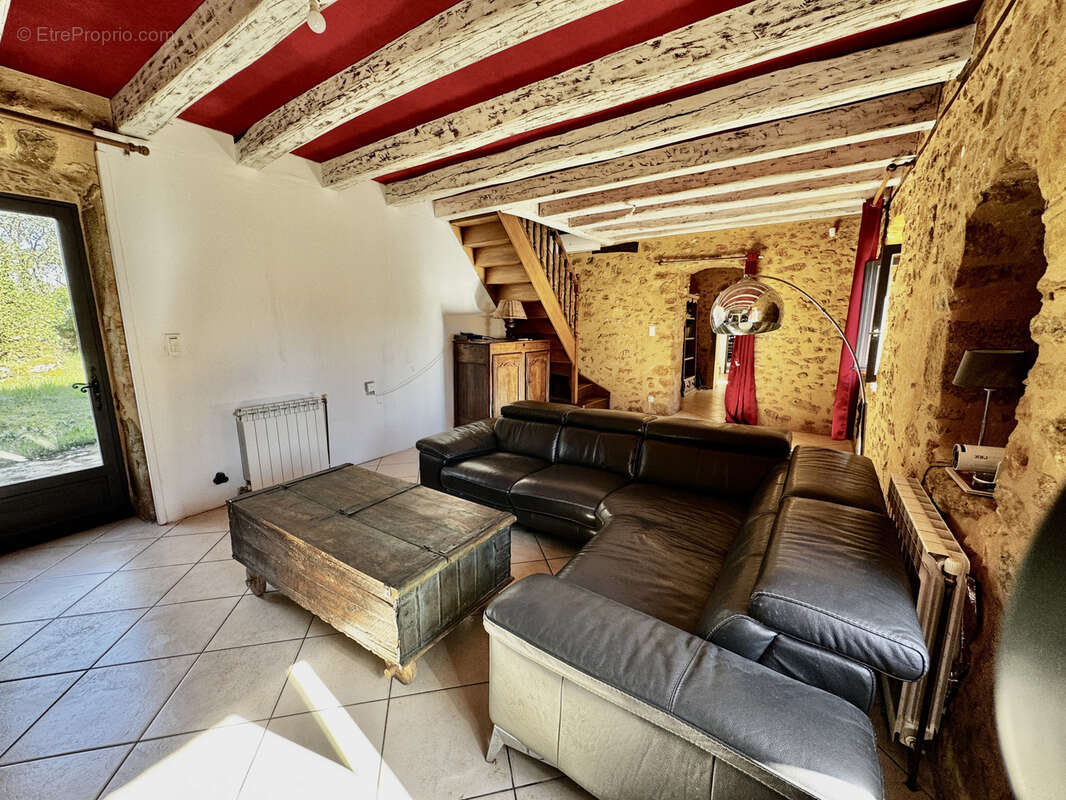 Maison à SAINT-CIRQ-MADELON