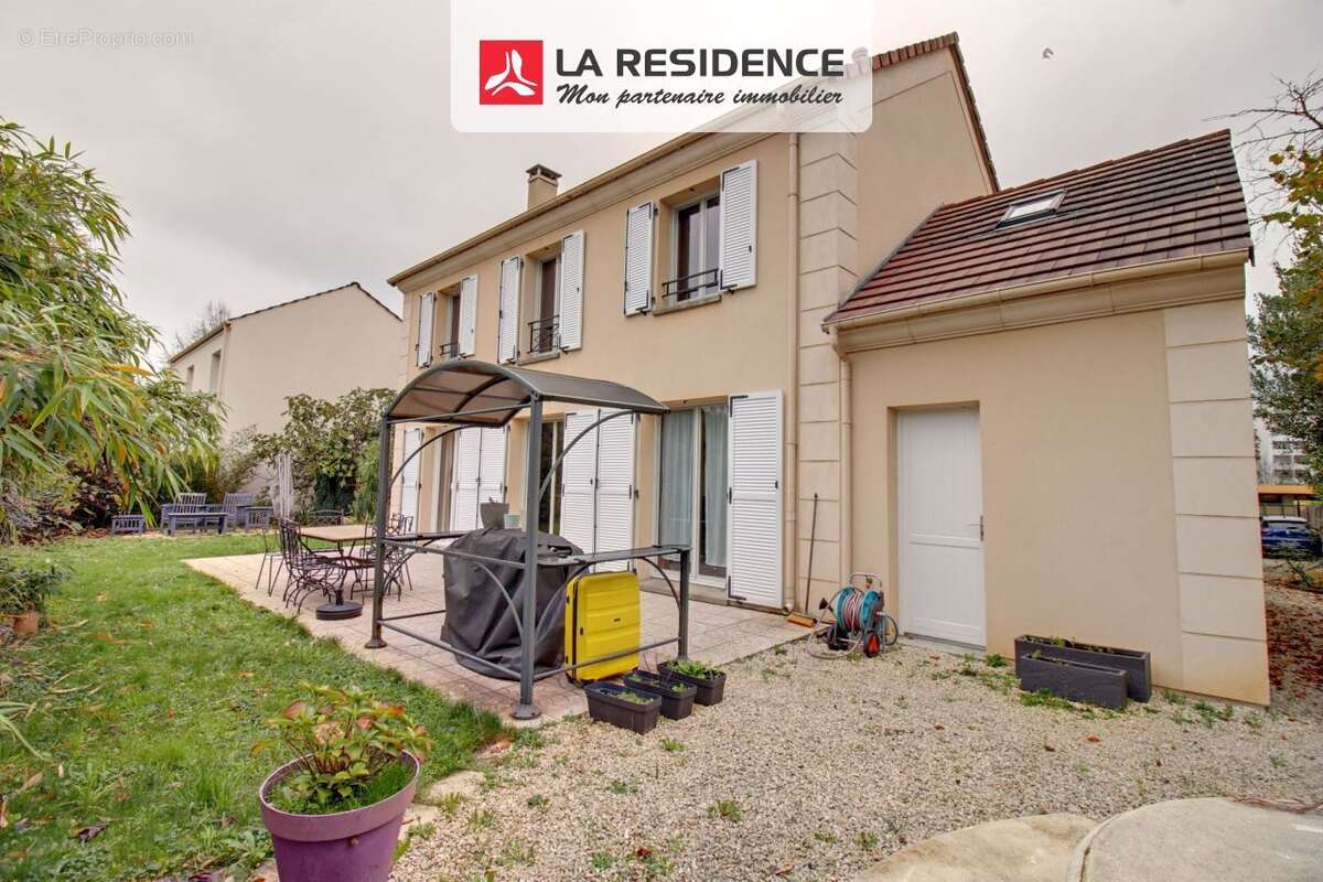 Maison 136 m² à Eragny  - photo 5