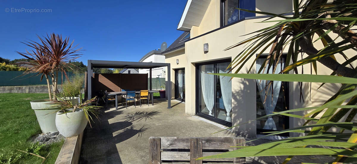 Maison à LE TREVOUX