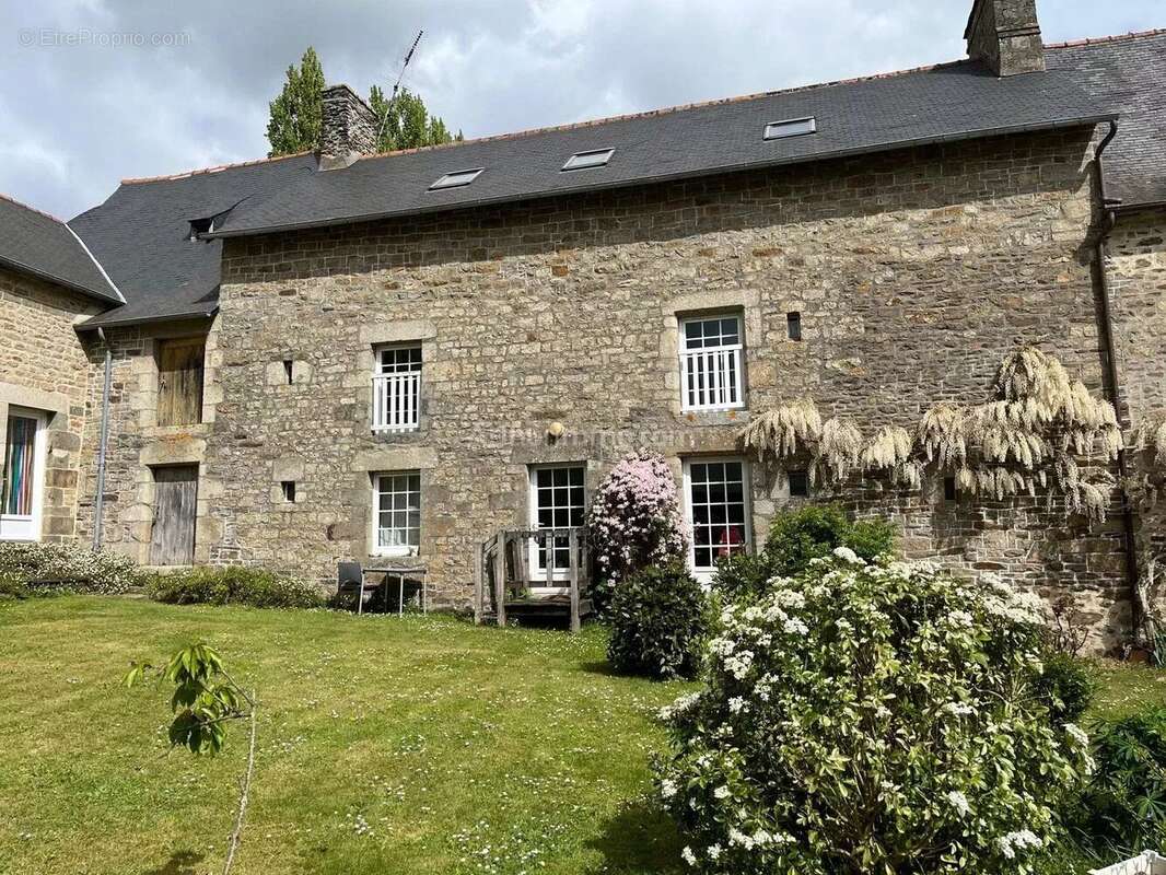 Maison à DINAN