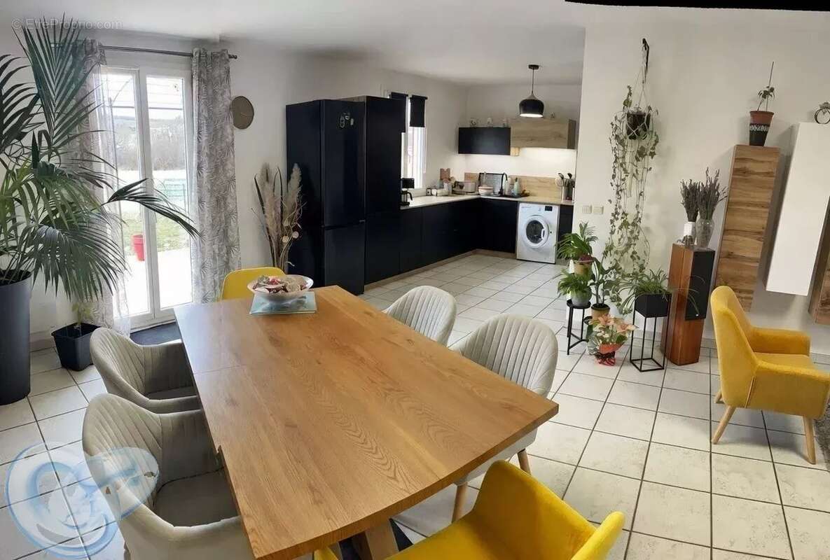 Maison à SAINT-CHRISTOL