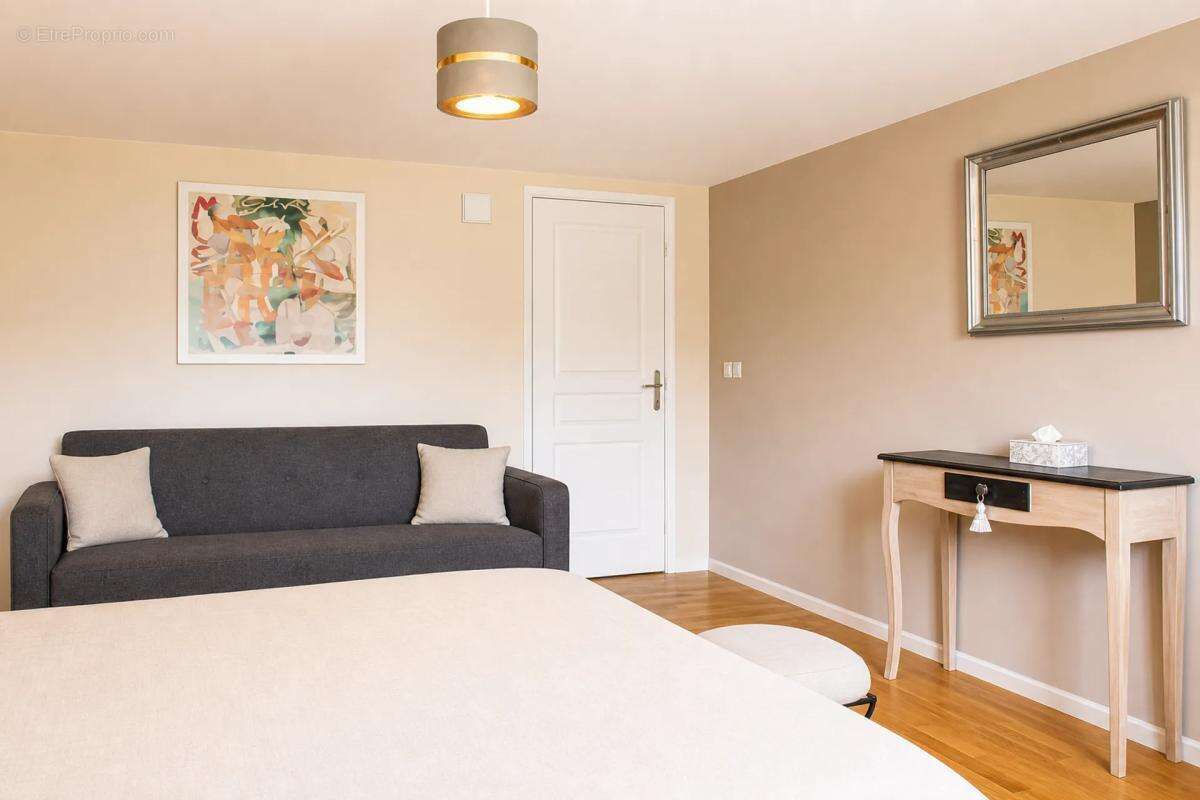 Appartement à SAINT-MEARD-DE-GURCON