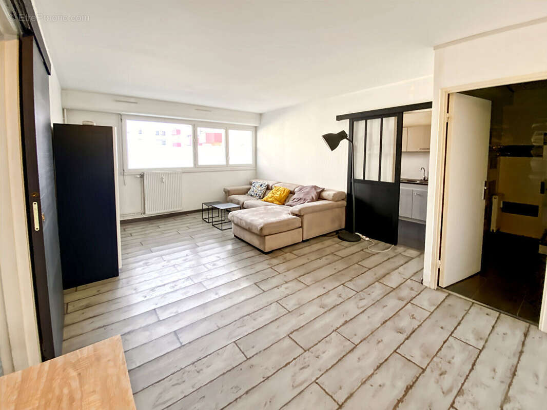 Appartement à BORDEAUX