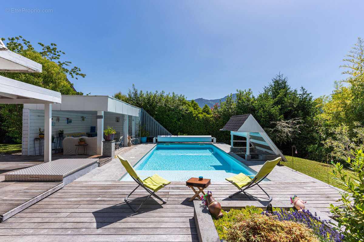 Maison à CHARVONNEX