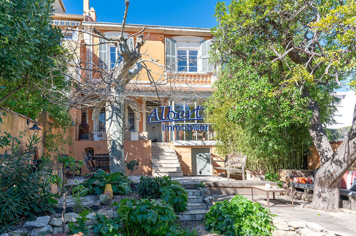 Maison à SANARY-SUR-MER