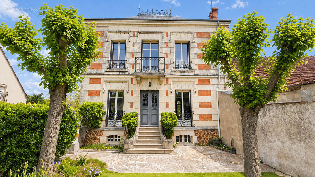 Maison à BLERE