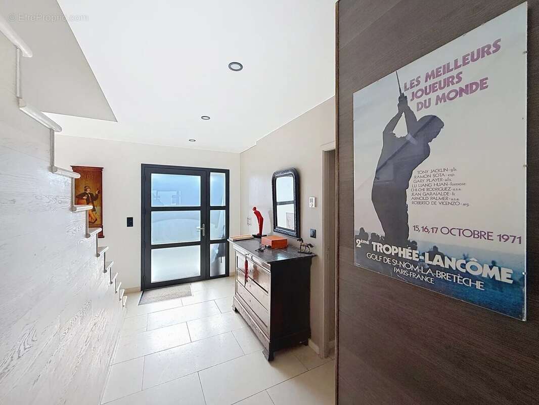 Vaste maison contemporaine dans un cadre verdoyant - photo 11