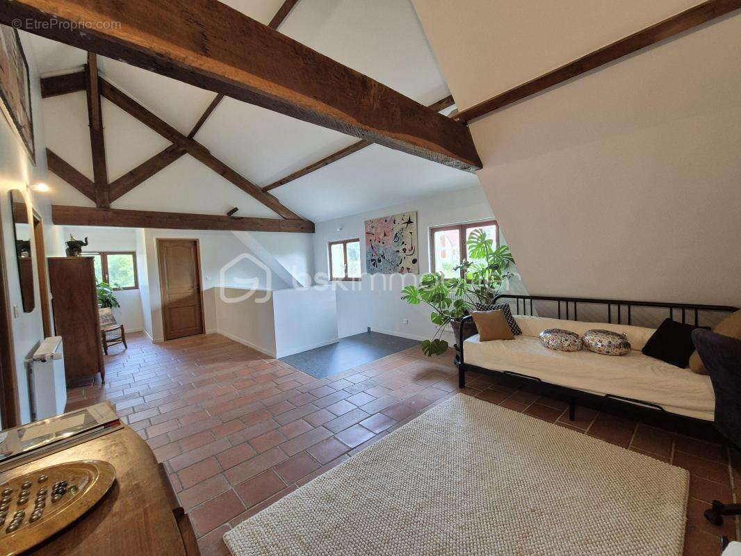 Maison à COURCOURONNES