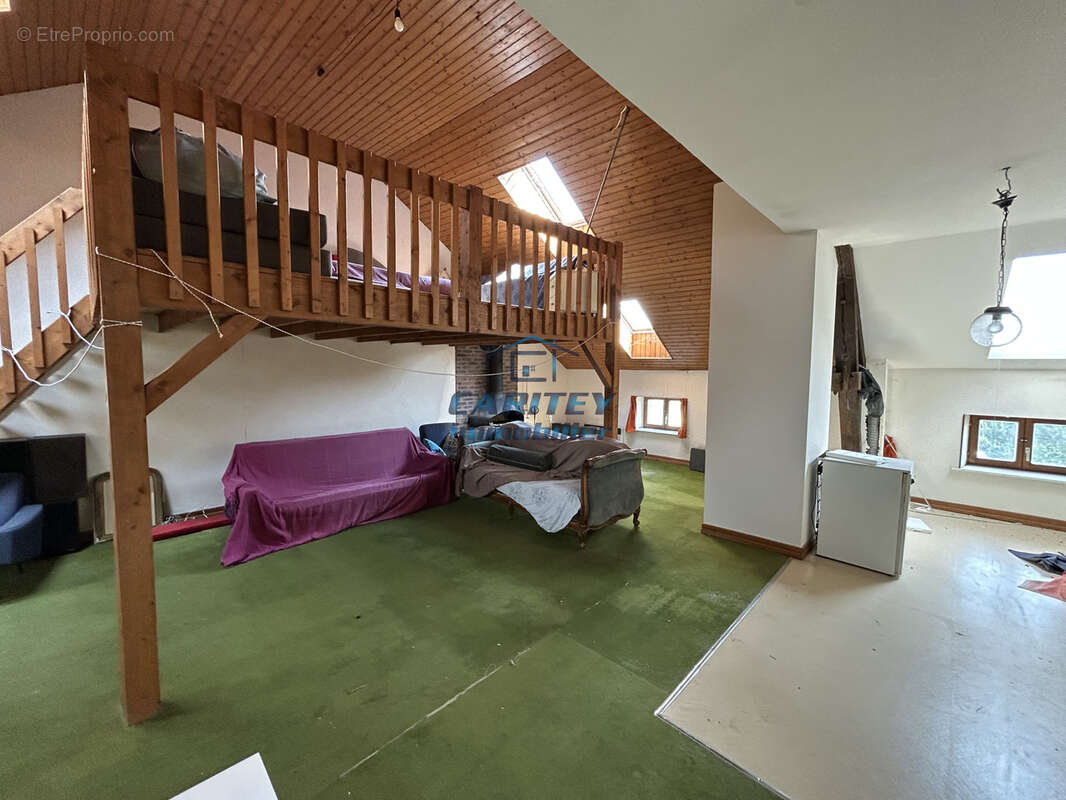 Appartement à LUXEUIL-LES-BAINS