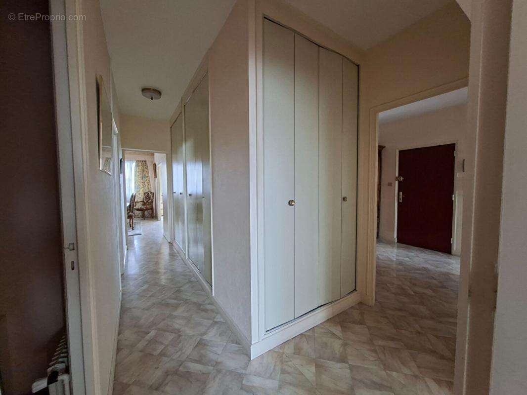 Appartement Montceau Les Mines 5 pièce(s) 108.5 m2 - photo 14