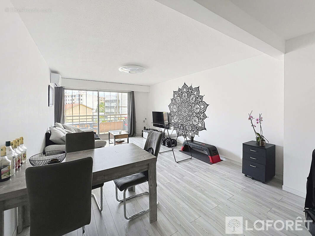 Appartement Roquebrune Cap Martin 3pièce(s) 72m2 - photo 2