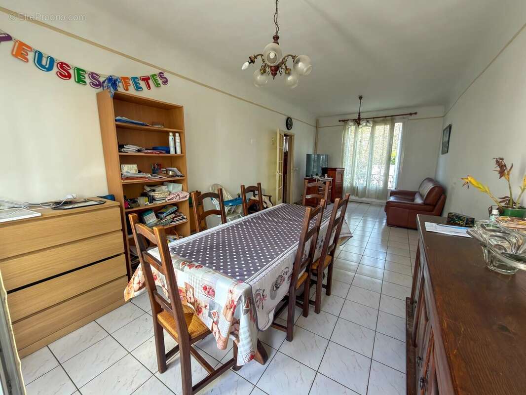 Maison à VILLEMOMBLE