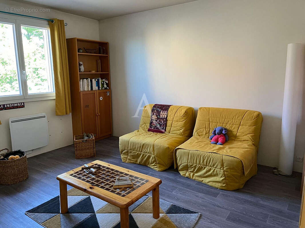 Maison à SAINT-MAUR-DES-FOSSES