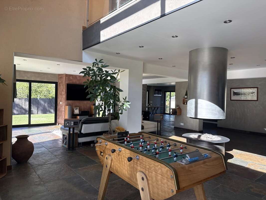 Maison à POIGNY-LA-FORET