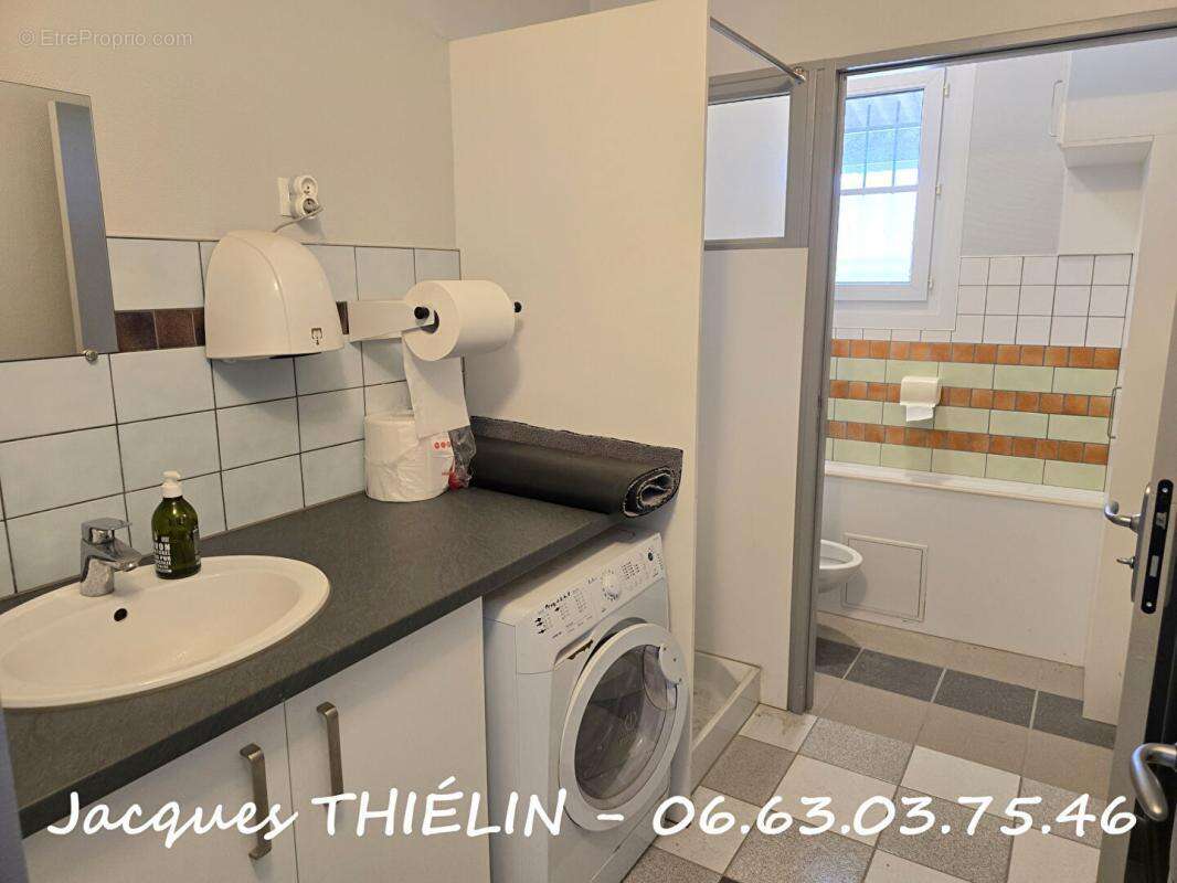 Appartement à LONGUE-JUMELLES