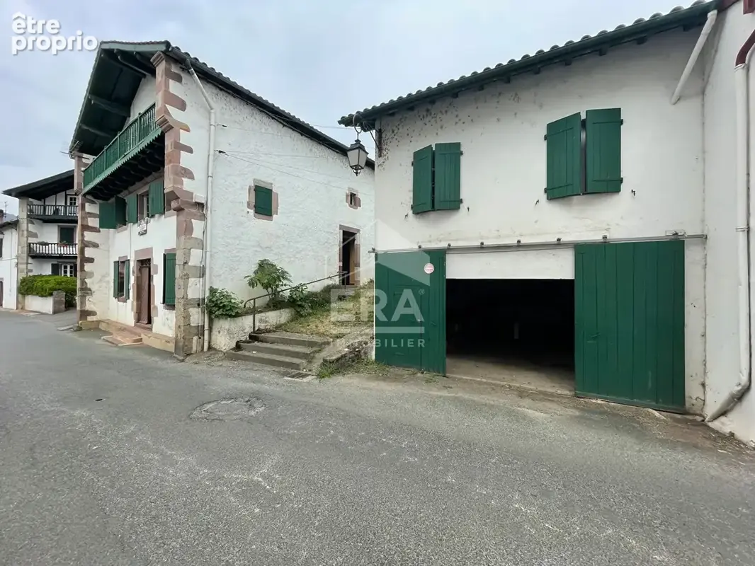 Saint-Etienne de Baigorry - Maison à Vendre - Avec du potentiel - photo 2