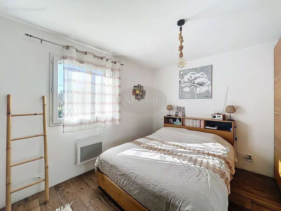 Maison à POUYASTRUC