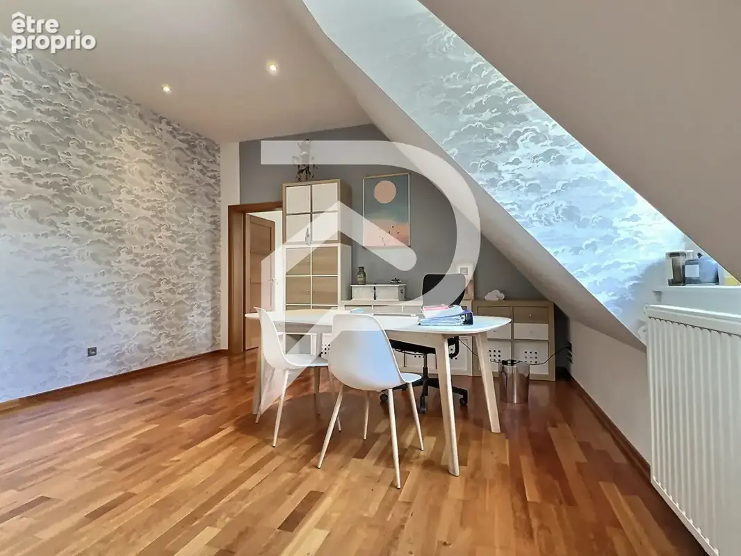 Maison 7 pièce(s) 230 m2 - photo 7