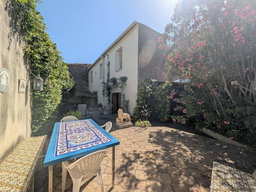 Maison à ADISSAN