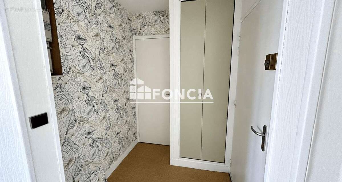 Appartement à MORIGNY-CHAMPIGNY