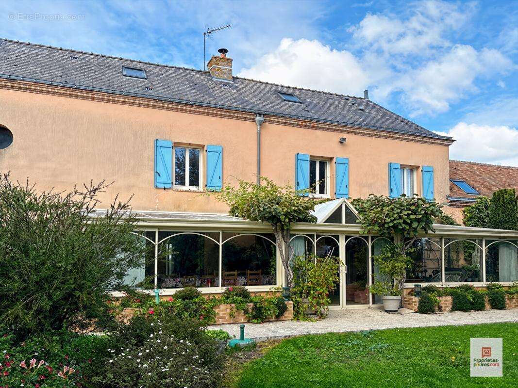 Maison à LA CHAPELLE-D&#039;ALIGNE