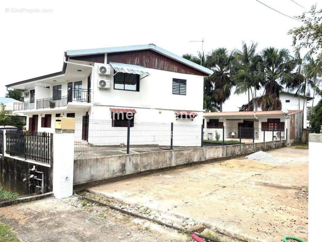 Appartement à CAYENNE