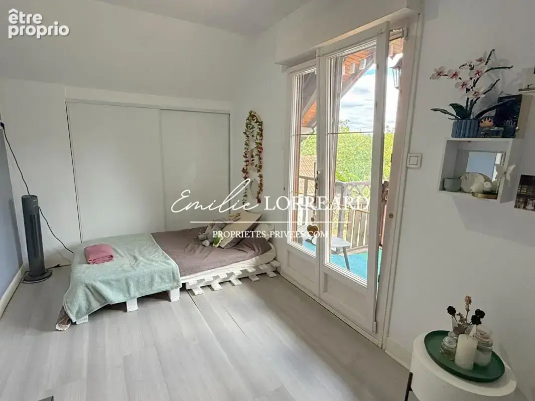 Maison Changé - photo 11