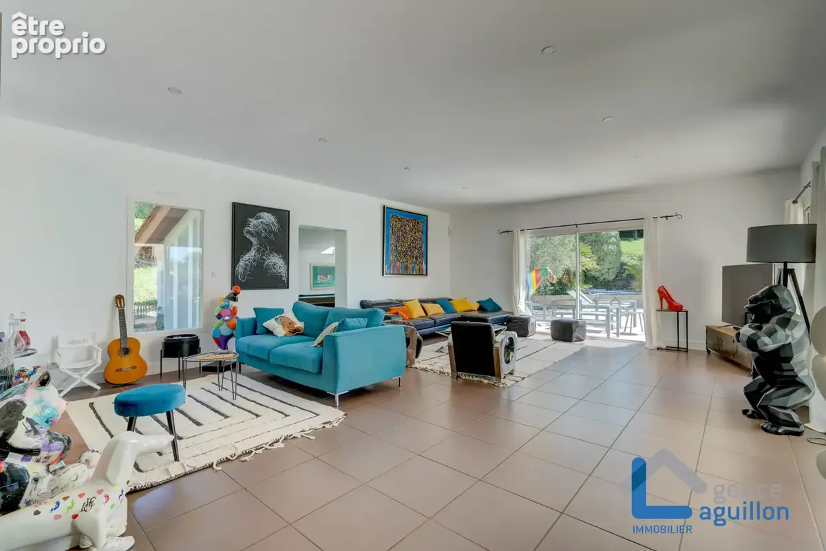 Quartier chantaco dans domaine privee- superbe villa avec piscine et vue rhune - photo 6