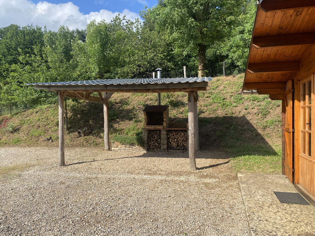 Terrain à POMAYROLS