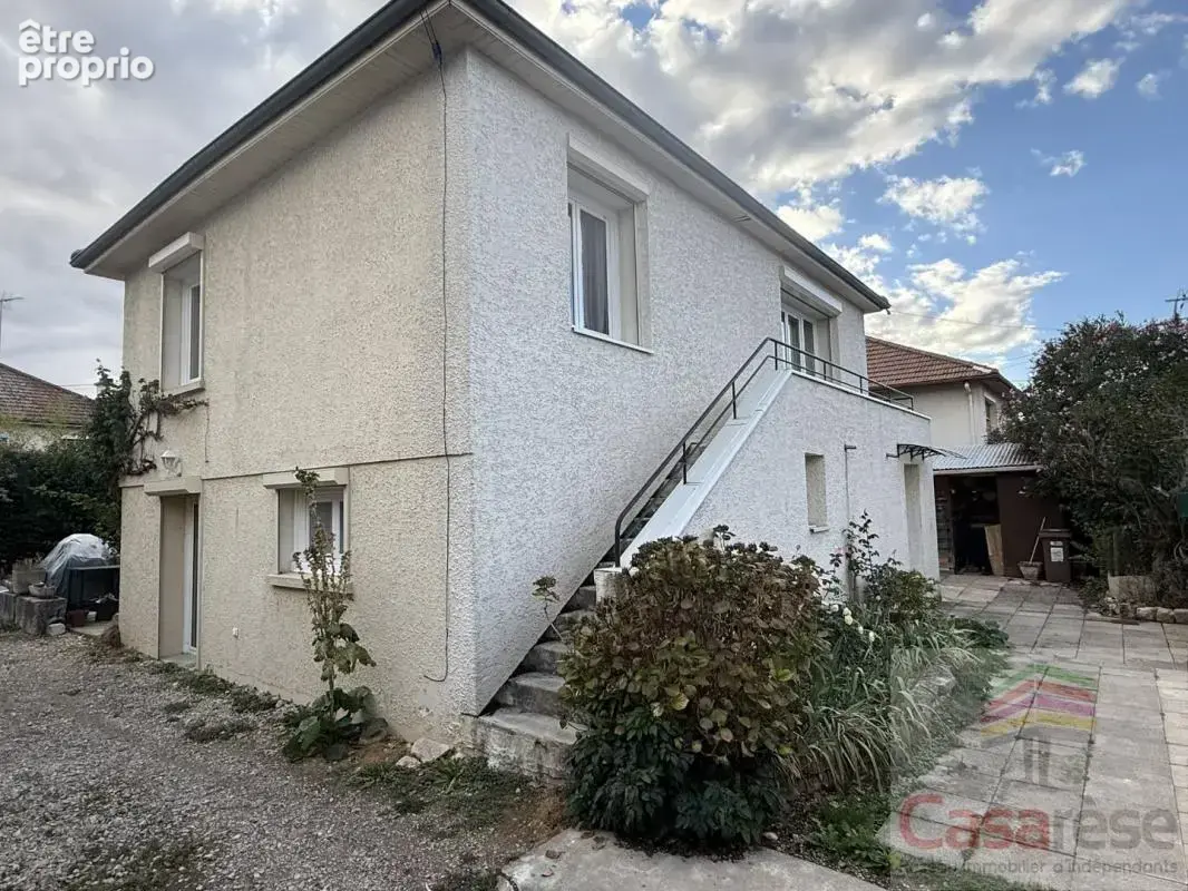 Maison 5 pièces 107 m² à vendre à Chalon-Sur-Saone (71100) - photo 2