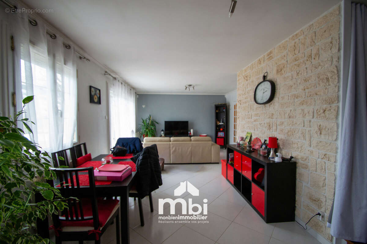 Maison à MAREIL-EN-FRANCE