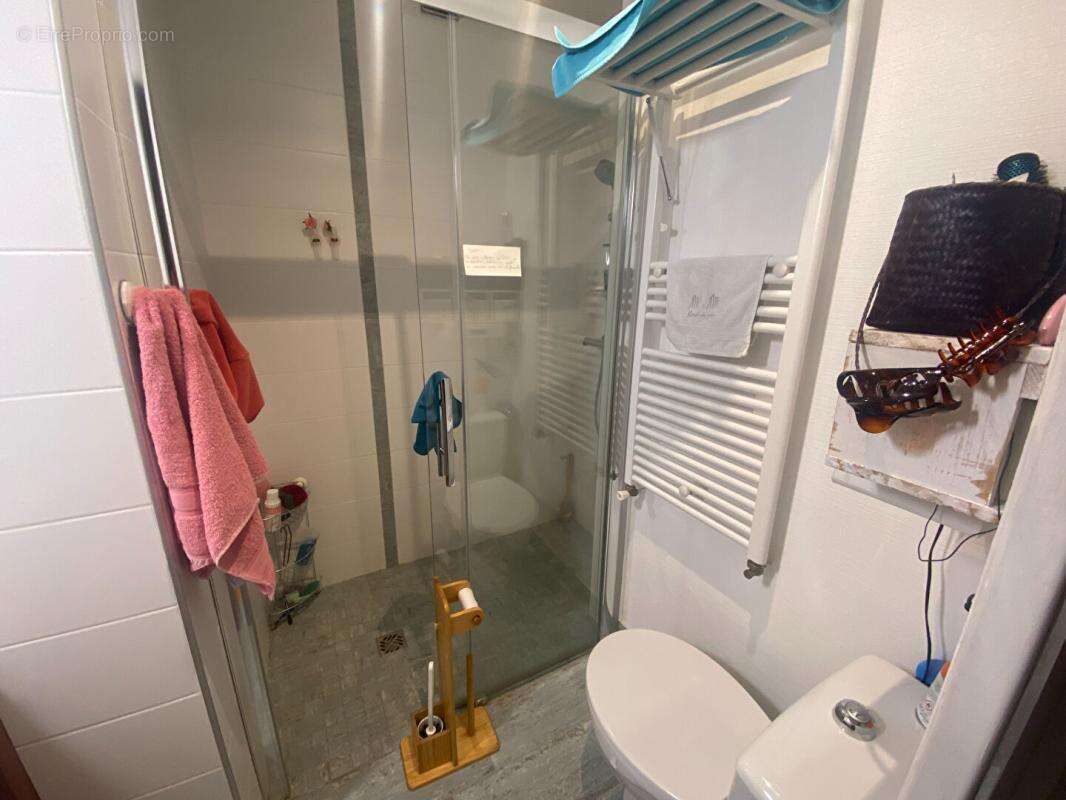 Maison betton 7 pièce(s)  chambres en rez de chaussee / pas de vis a vis / piscine / proximite ecoles et transports - photo 9