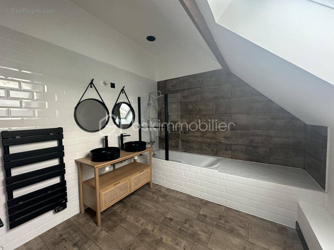 Maison à MORET-SUR-LOING