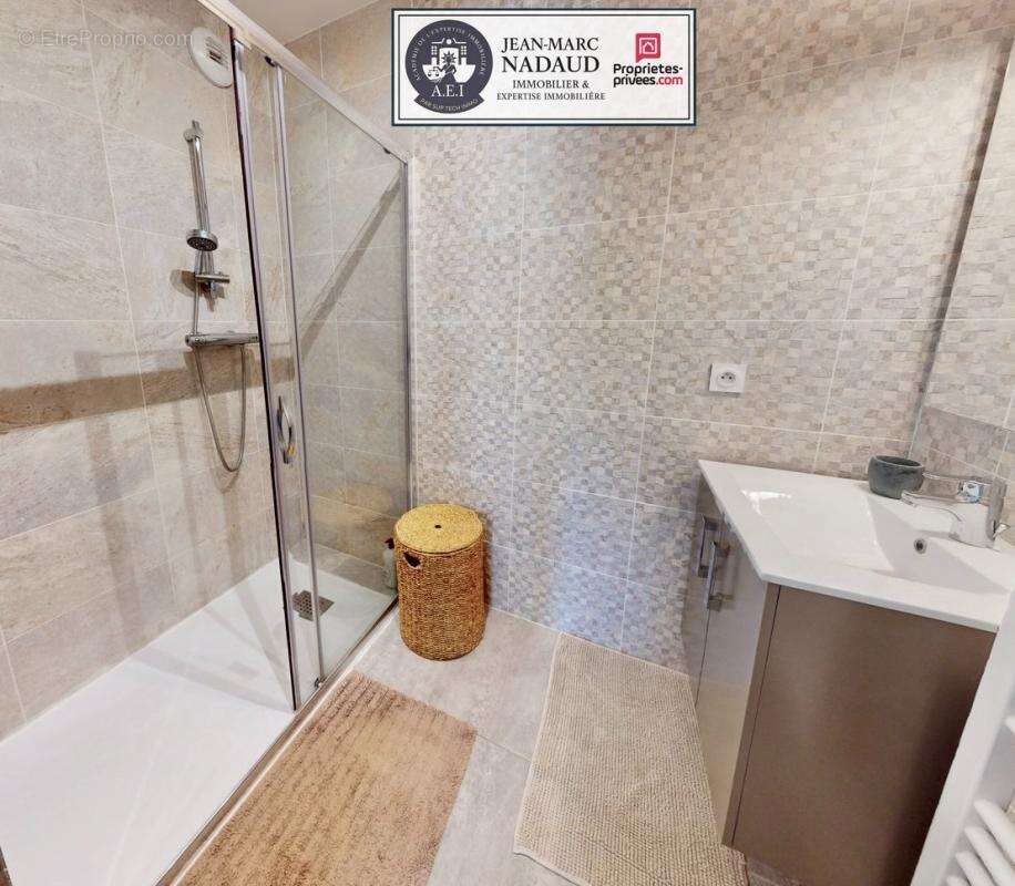 Appartement à SAINT-RAPHAEL