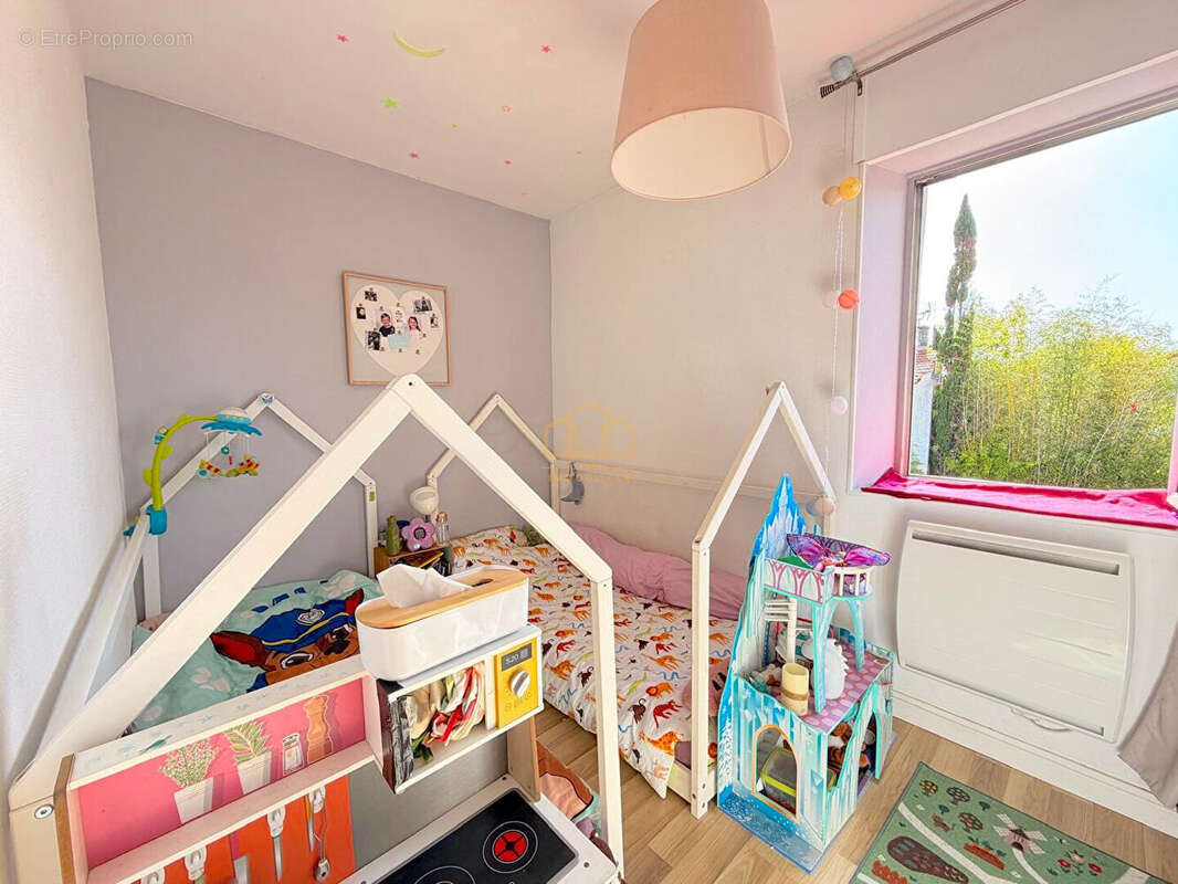 Charmante maison de ville T3 à vendre au centre de Gujan-Mestras - photo 8