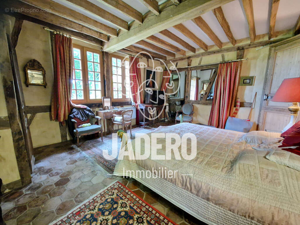 Maison à LA HALLOTIERE