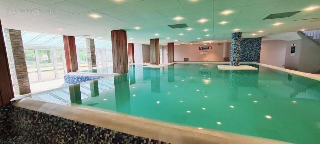 Appartement à ENTRAYGUES-SUR-TRUYERE