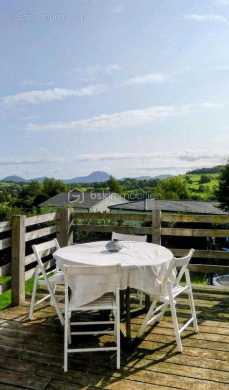 Maison à SAINT-PIERRE-ROCHE