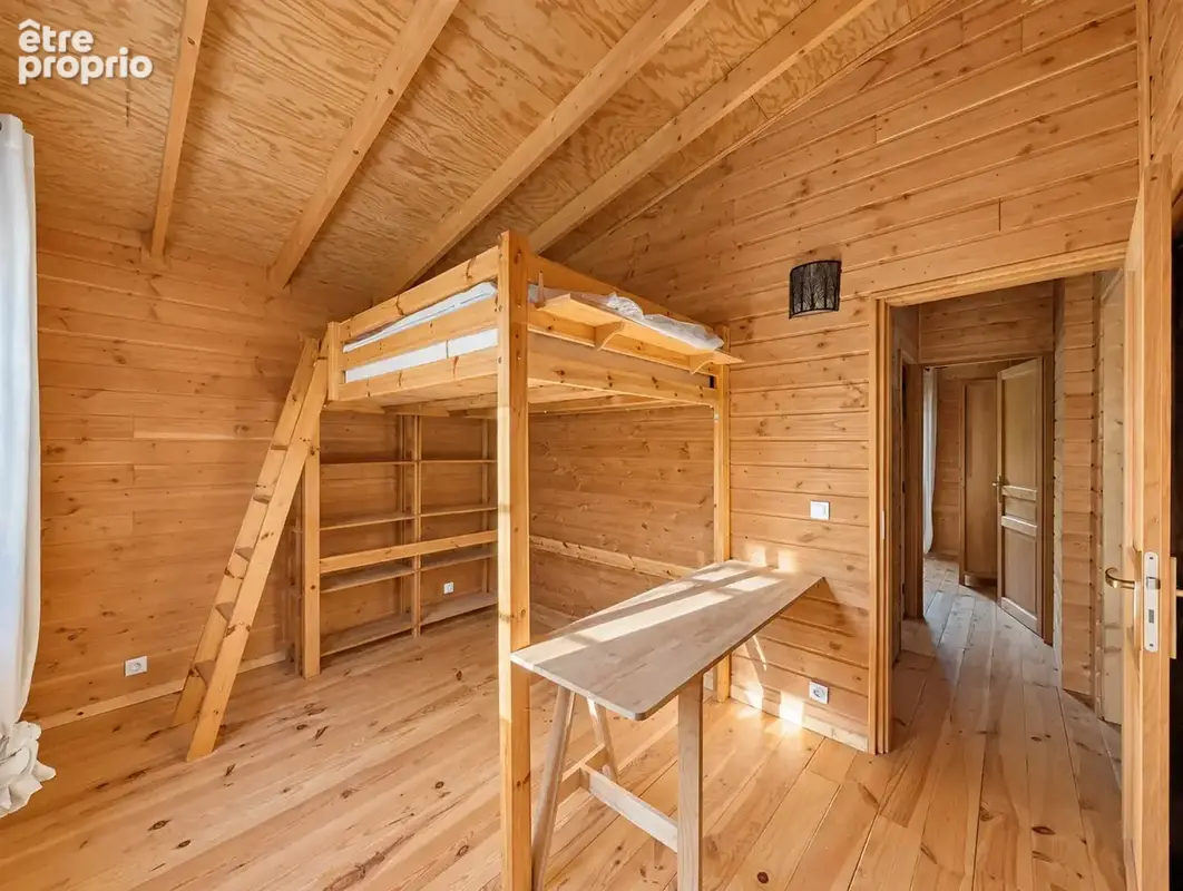 Chalet familial avec jardin arboré dans un environnement privilégié - photo 12