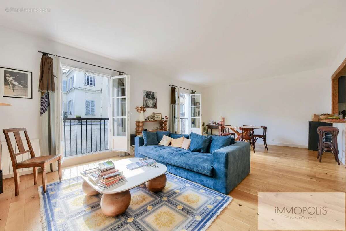 Appartement à PARIS-18E