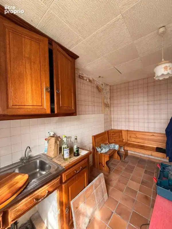 EN EXCLUSIVITE ! Propriété 2 maisons + dépendances sur 4700 m2 de terrain (ou 1ha8 si nécessaire) 88 000 € - photo 2
