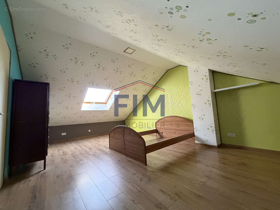 Maison 140 m² à Saint-Saens  - photo 8