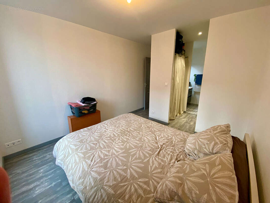 Appartement à SAINT-GERMAIN-LAVAL