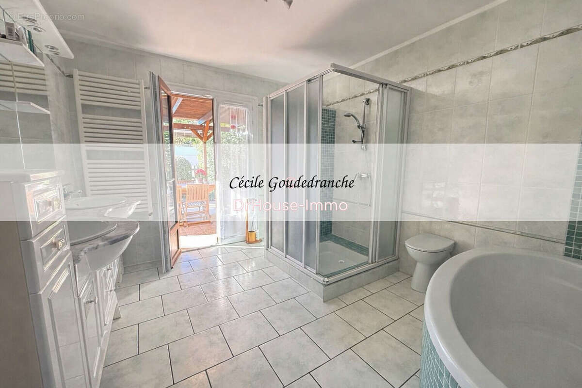 Maison à ARTIGUES-PRES-BORDEAUX