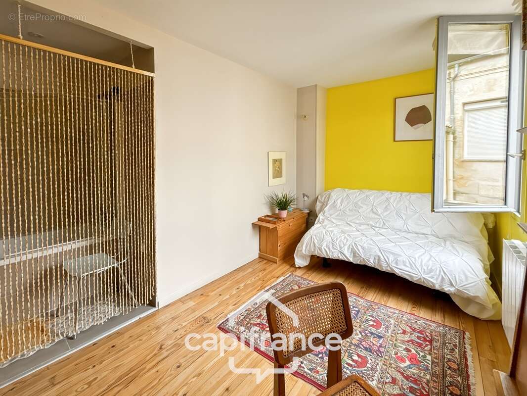 Bordeaux / Quartier St Michel - Apt spacieux et au calme / Duplex - Jardin partagé - local velo - photo 7