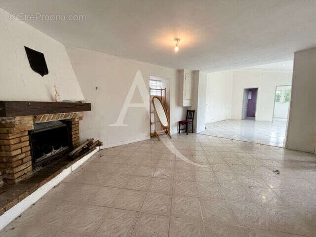 Maison à LIZY-SUR-OURCQ